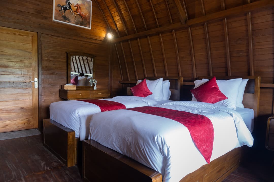 Twin Bed Lumbung
